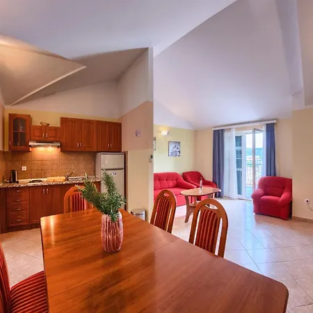 Appartement Ruzmarin *